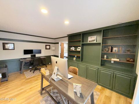 Tiny photo for 1121 Fox Run Road, Findlay, OH 45840 (MLS # 10004259)