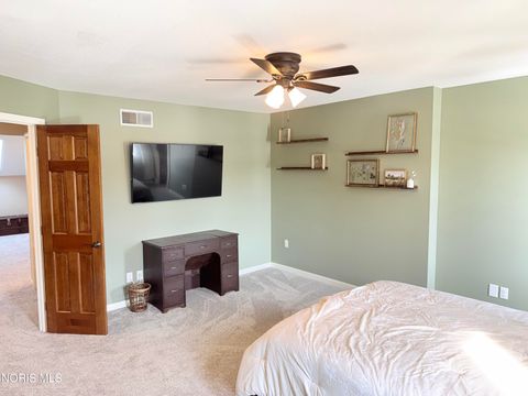 Tiny photo for 1121 Fox Run Road, Findlay, OH 45840 (MLS # 10004259)