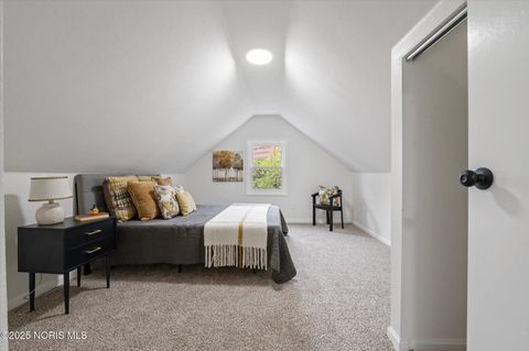 Tiny photo for 2736 Northwood Avenue, Toledo, OH 43606 (MLS # 10000548)