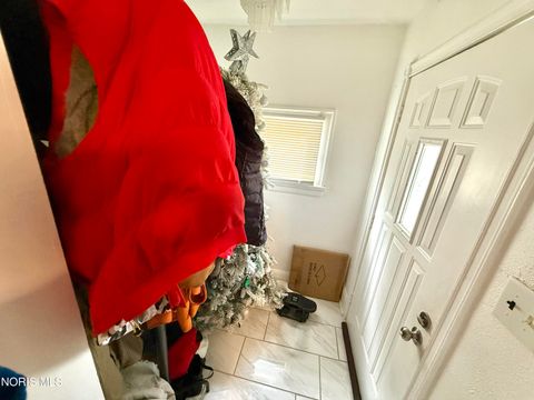 Tiny photo for 1128 Oakwood Avenue, Toledo, OH 43607 (MLS # 10007705)