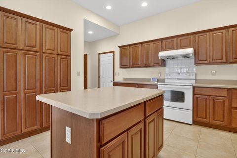 Tiny photo for 15620 Brookfield Heights, Findlay, OH 45840 (MLS # 10006822)