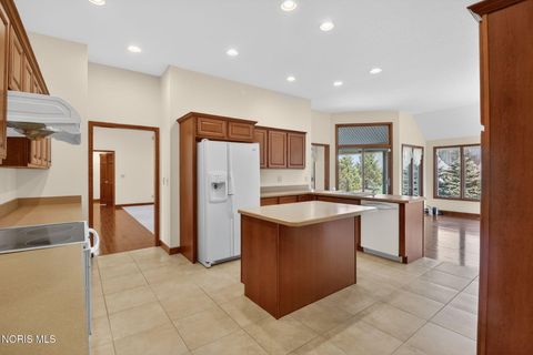 Tiny photo for 15620 Brookfield Heights, Findlay, OH 45840 (MLS # 10006822)