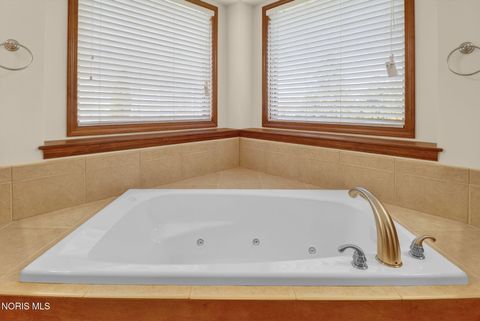 Tiny photo for 15620 Brookfield Heights, Findlay, OH 45840 (MLS # 10006822)