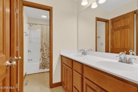 Tiny photo for 15620 Brookfield Heights, Findlay, OH 45840 (MLS # 10006822)