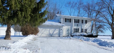 Tiny photo for 1901 South Court, Bryan, OH 43506 (MLS # 10002189)