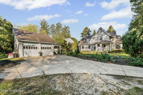 Tiny photo for 3305 W Bancroft Street, Ottawa Hills, OH 43606 (MLS # 10000263)