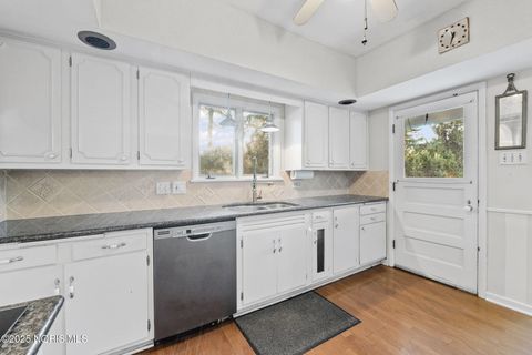 Tiny photo for 3305 W Bancroft Street, Ottawa Hills, OH 43606 (MLS # 10000263)