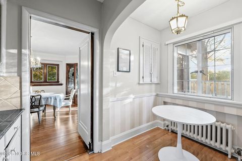 Tiny photo for 3305 W Bancroft Street, Ottawa Hills, OH 43606 (MLS # 10000263)