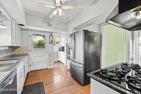 Tiny photo for 3305 W Bancroft Street, Ottawa Hills, OH 43606 (MLS # 10000263)