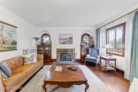 Tiny photo for 3305 W Bancroft Street, Ottawa Hills, OH 43606 (MLS # 10000263)