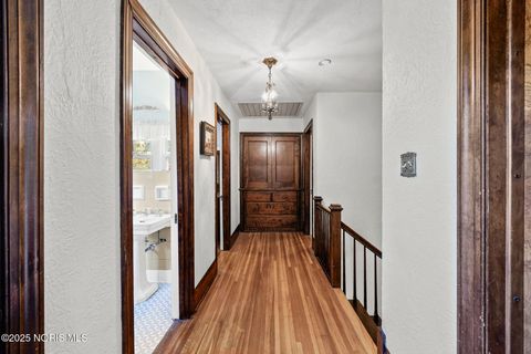 Tiny photo for 3305 W Bancroft Street, Ottawa Hills, OH 43606 (MLS # 10000263)