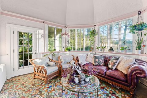 Tiny photo for 3305 W Bancroft Street, Ottawa Hills, OH 43606 (MLS # 10000263)