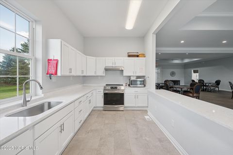 Tiny photo for 9522 Captiva Drive, Sylvania, OH 43560 (MLS # 10000813)