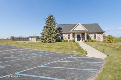 Tiny photo for 9522 Captiva Drive, Sylvania, OH 43560 (MLS # 10000813)