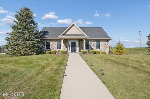 Tiny photo for 9522 Captiva Drive, Sylvania, OH 43560 (MLS # 10000813)