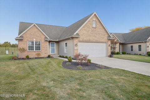 Photo of 9522 Captiva Drive, Sylvania, OH 43560 (MLS # 10000813)