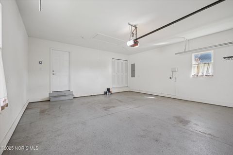 Tiny photo for 9522 Captiva Drive, Sylvania, OH 43560 (MLS # 10000813)