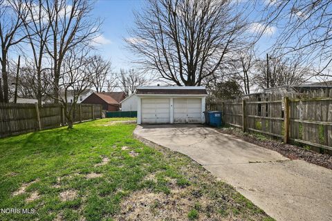 Tiny photo for 1575 Gould Road, Toledo, OH 43612 (MLS # 10006114)