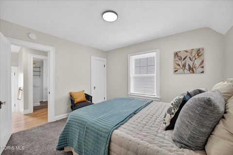 Tiny photo for 1575 Gould Road, Toledo, OH 43612 (MLS # 10006114)