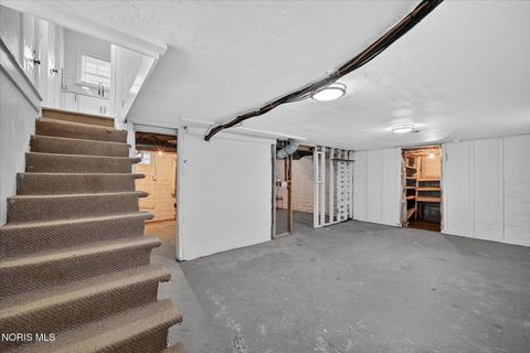 Tiny photo for 1575 Gould Road, Toledo, OH 43612 (MLS # 10006114)