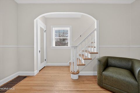 Tiny photo for 1575 Gould Road, Toledo, OH 43612 (MLS # 10006114)