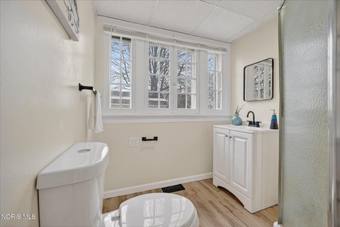 Tiny photo for 1575 Gould Road, Toledo, OH 43612 (MLS # 10006114)