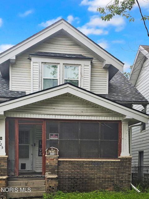 Tiny photo for 725 Utah Street, Toledo, OH 43605 (MLS # 10008184)