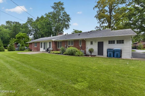 Tiny photo for 3445 Chapel Drive, Toledo, OH 43615 (MLS # 10010261)