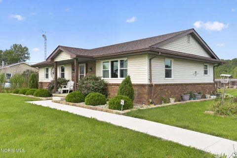 Tiny photo for 19521 Curtice East West Road, Curtice, OH 43412 (MLS # 10014258)