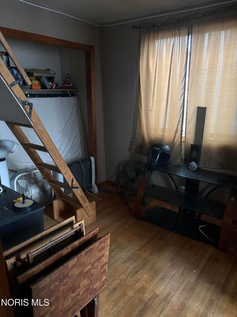 Tiny photo for 20512 W Market Street, Van Buren, OH 45889 (MLS # 10004764)