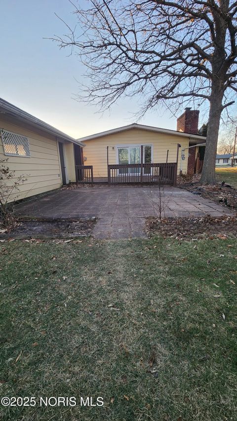Tiny photo for 315 Clayton Street, Walbridge, OH 43465 (MLS # 10002513)