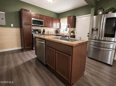 Tiny photo for 2508 Locust Street, Toledo, OH 43608 (MLS # 10011359)