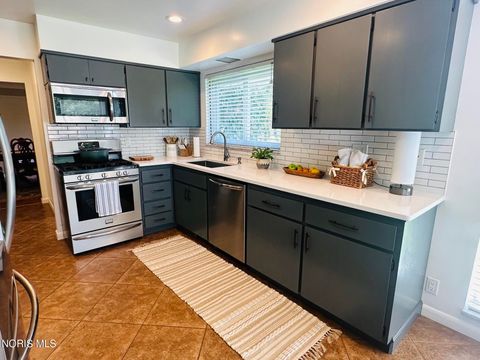 Tiny photo for 2139 Emkay Drive, Ottawa Hills, OH 43606 (MLS # 10007725)