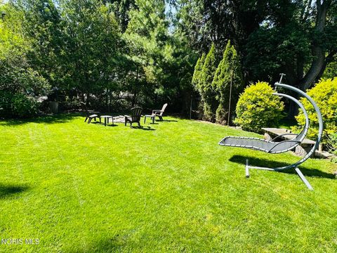 Tiny photo for 2139 Emkay Drive, Ottawa Hills, OH 43606 (MLS # 10007725)