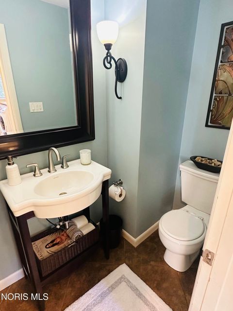 Tiny photo for 2139 Emkay Drive, Ottawa Hills, OH 43606 (MLS # 10007725)