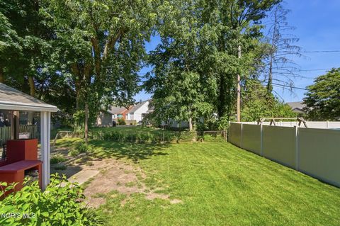 Tiny photo for 1744 Heatherdowns Boulevard, Toledo, OH 43614 (MLS # 10008718)
