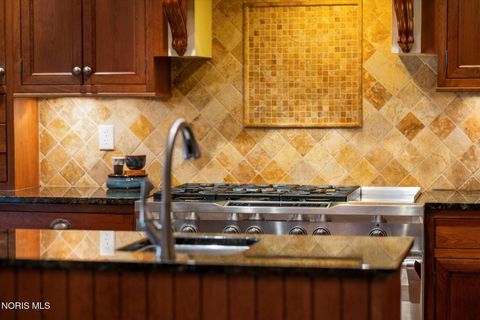 Tiny photo for 7557 Rymoor Court, Sylvania, OH 43560 (MLS # 10004598)