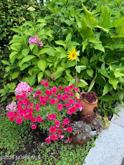 Tiny photo for 7557 Rymoor Court, Sylvania, OH 43560 (MLS # 10004598)