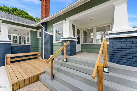 Tiny photo for 2827 116th Street, Toledo, OH 43611 (MLS # 10010716)