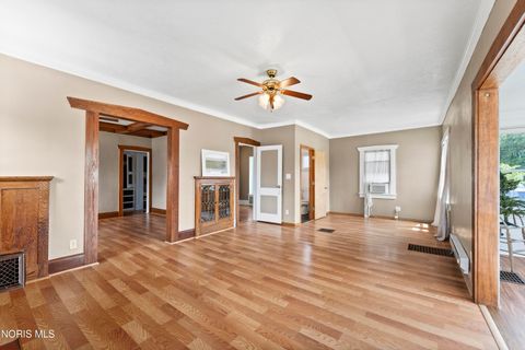 Tiny photo for 2827 116th Street, Toledo, OH 43611 (MLS # 10010716)