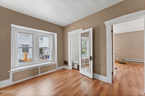Tiny photo for 2827 116th Street, Toledo, OH 43611 (MLS # 10010716)