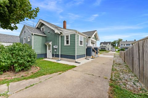 Tiny photo for 2827 116th Street, Toledo, OH 43611 (MLS # 10010716)