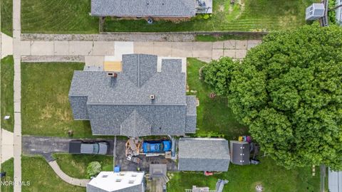 Tiny photo for 2827 116th Street, Toledo, OH 43611 (MLS # 10010716)