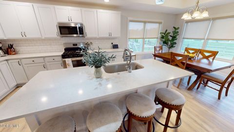 Tiny photo for 1578 Henline Way, Waterville, OH 43566 (MLS # 10007966)
