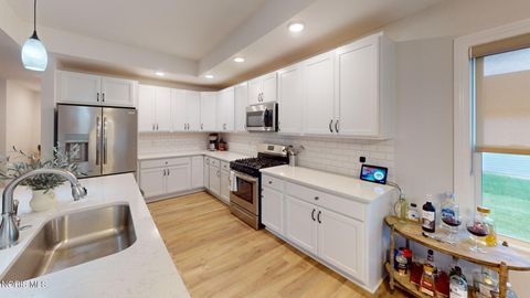 Tiny photo for 1578 Henline Way, Waterville, OH 43566 (MLS # 10007966)
