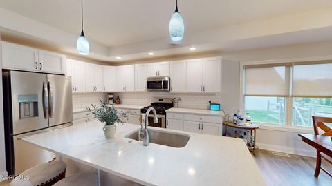 Tiny photo for 1578 Henline Way, Waterville, OH 43566 (MLS # 10007966)