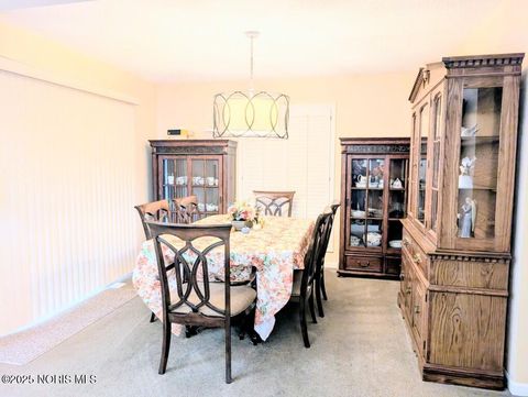 Tiny photo for 20 Main Street Circle, Sylvania, OH 43560 (MLS # 10000503)