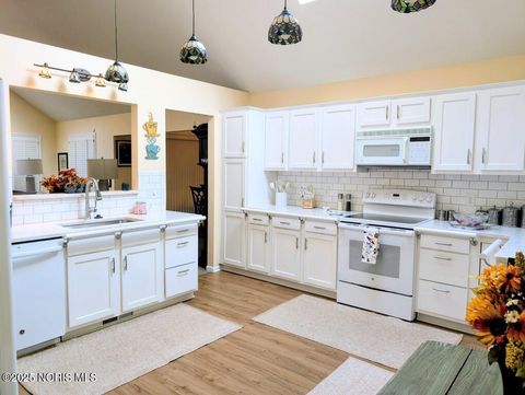 Tiny photo for 20 Main Street Circle, Sylvania, OH 43560 (MLS # 10000503)