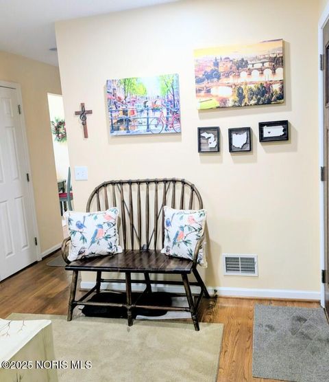 Tiny photo for 20 Main Street Circle, Sylvania, OH 43560 (MLS # 10000503)