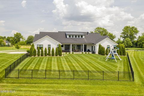 Tiny photo for 5822 Watermill Court, Monclova, OH 43542 (MLS # 10004957)